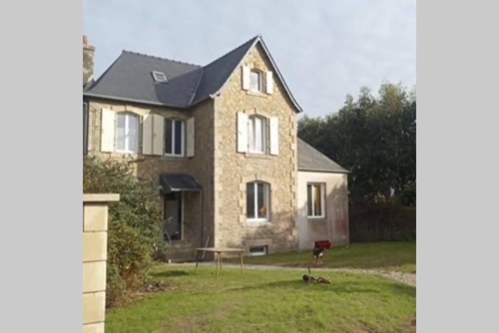Kermaravel, Le Petit Manoir En Bord De Mer. Saint-Pol-de-Leon Exterior photo