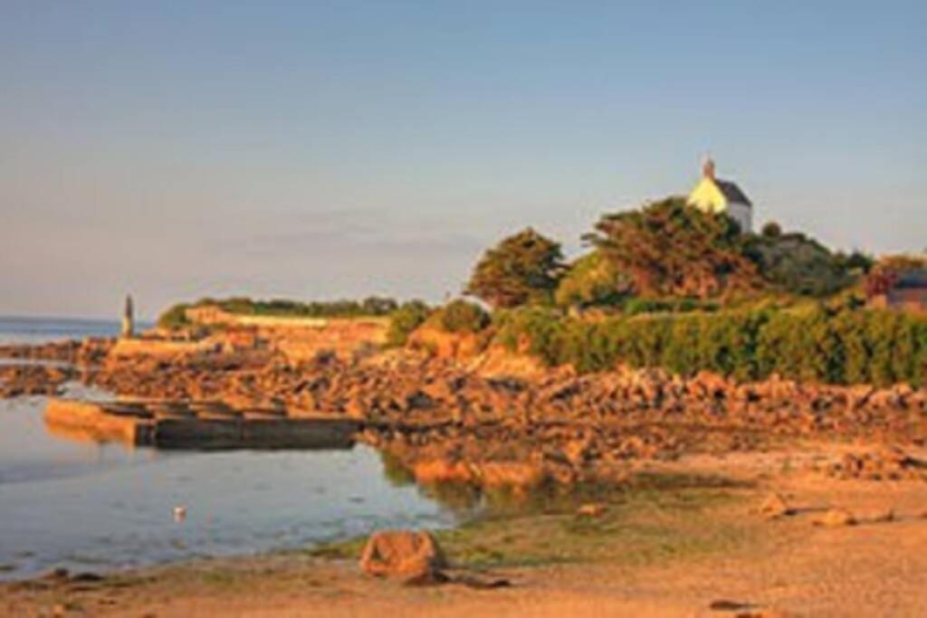 Kermaravel, Le Petit Manoir En Bord De Mer. Saint-Pol-de-Leon Exterior photo
